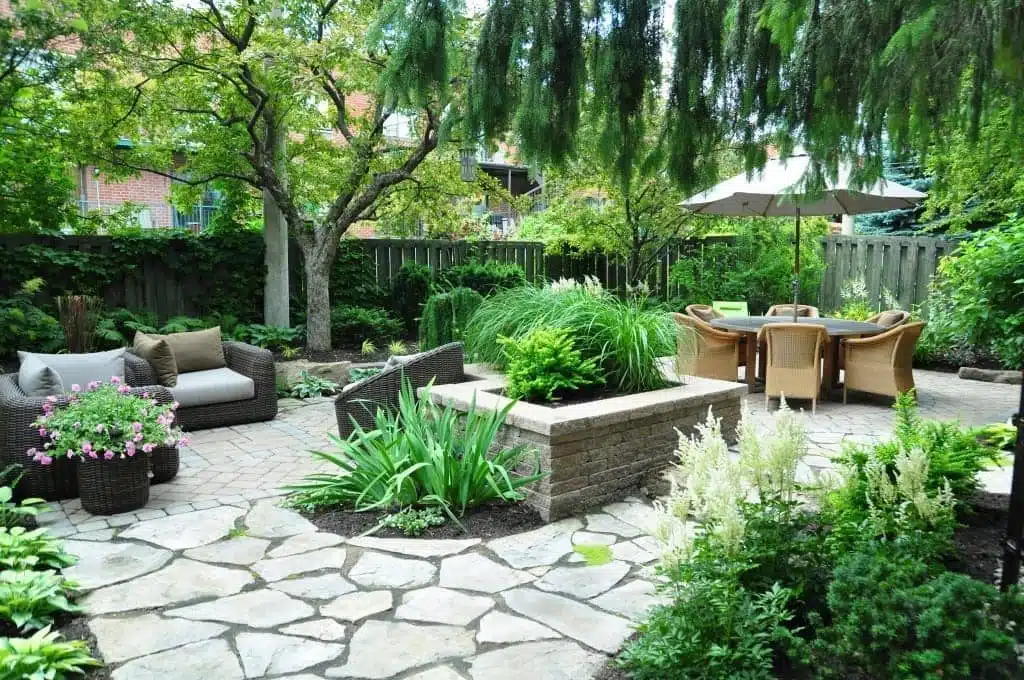 Créer un jardin harmonieux : comment choisir les bons matériaux pour votre aménagement extérieur